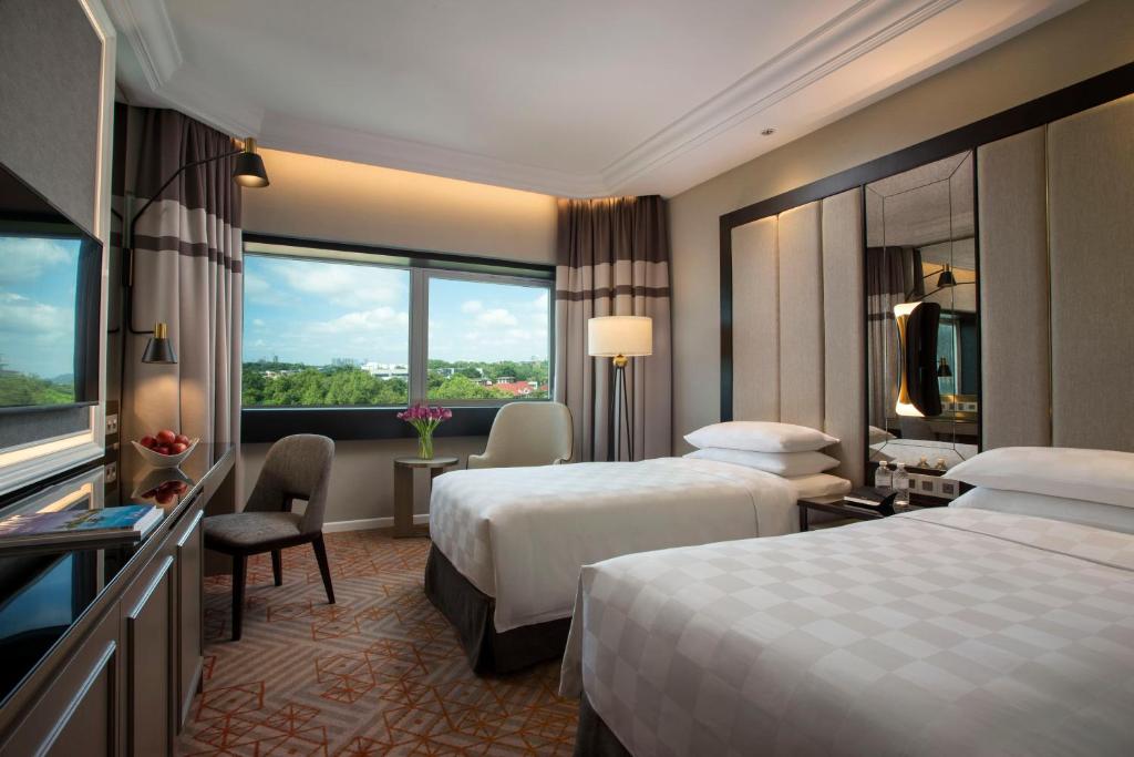 Orchard Hotel-1